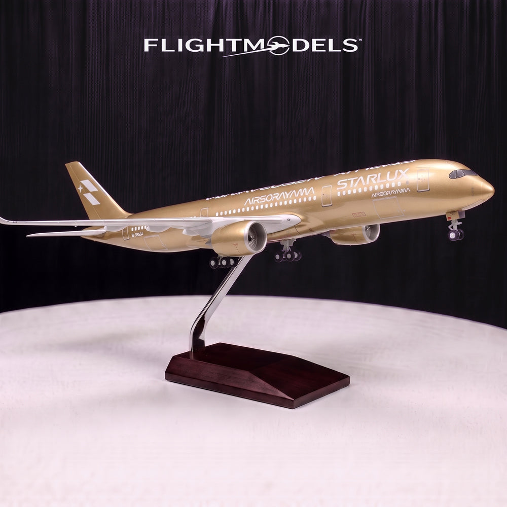 Airbus A350-1000 STARLUX Gold