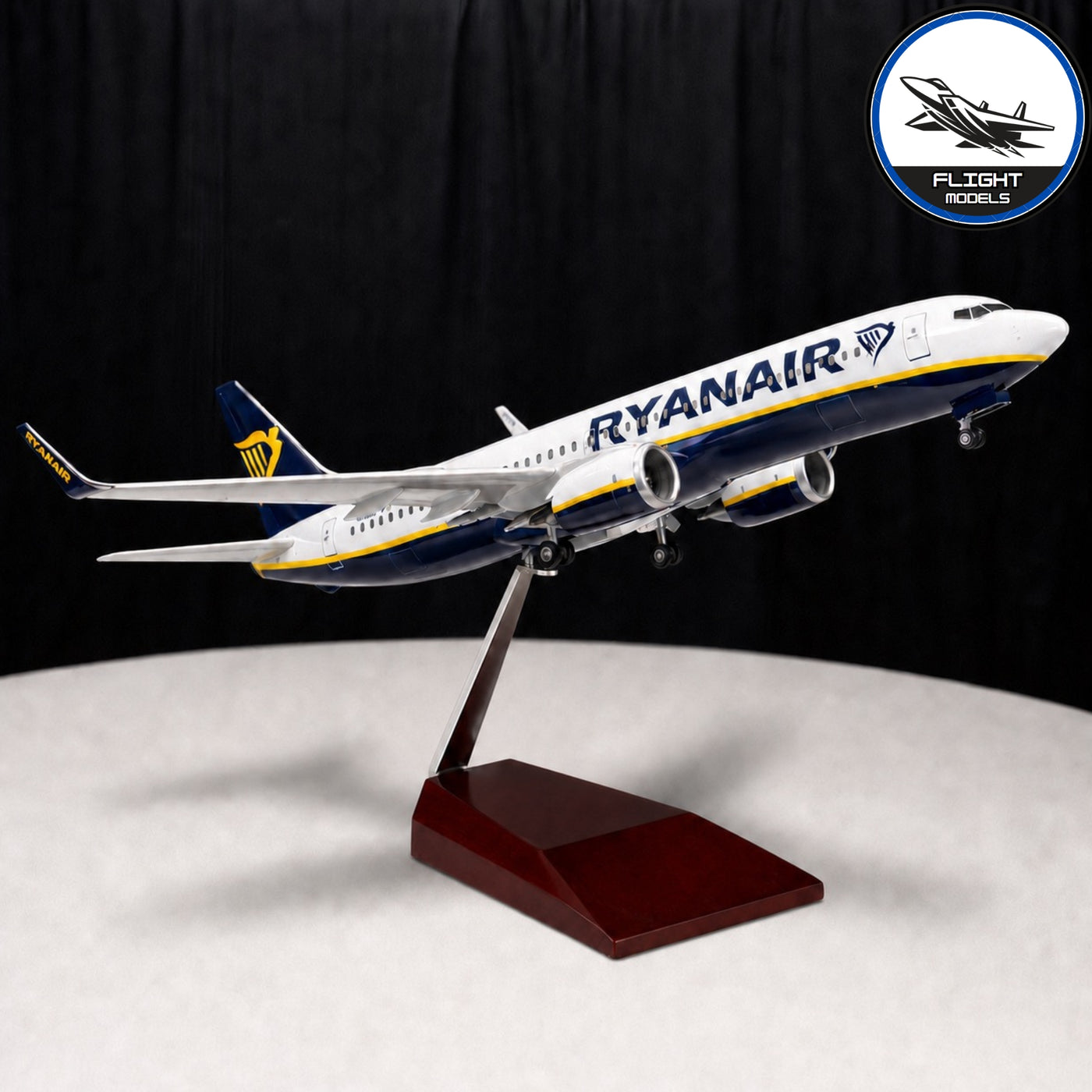 Boeing 737 Ryan Air 1:130