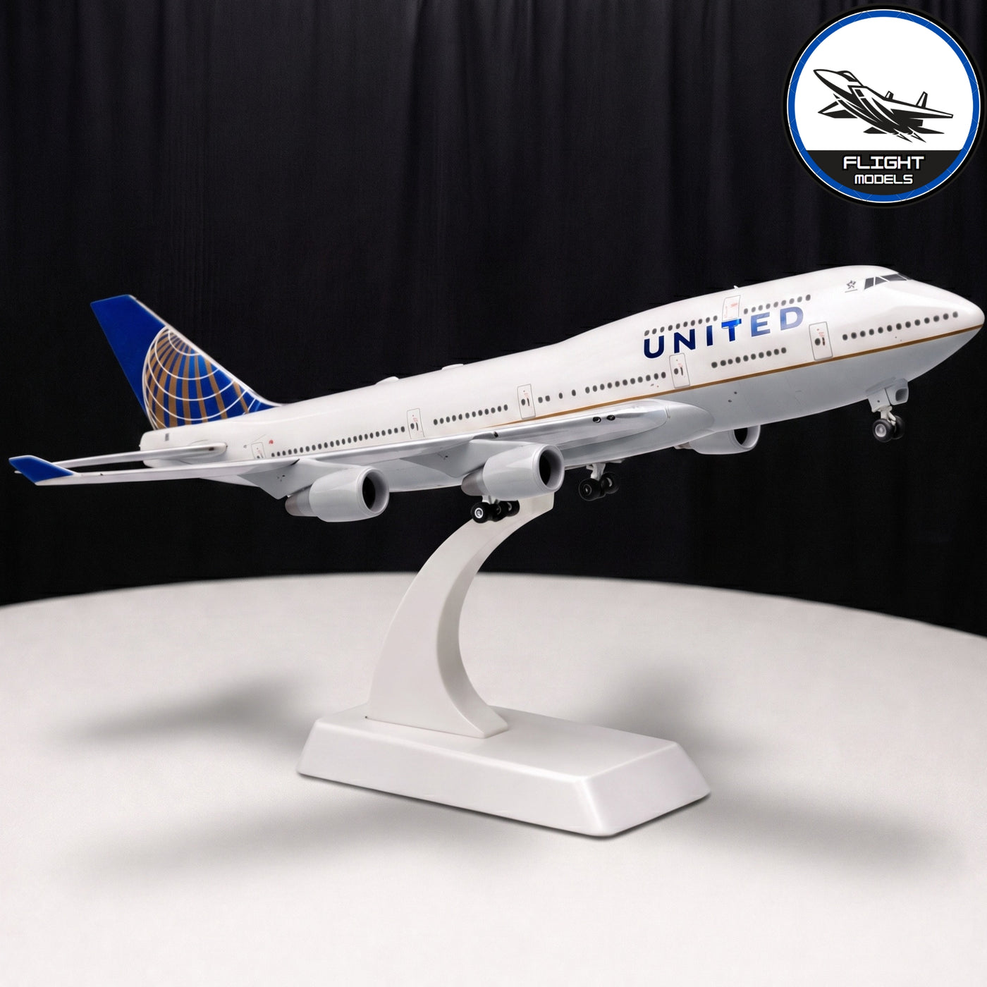 Boeing 747 United