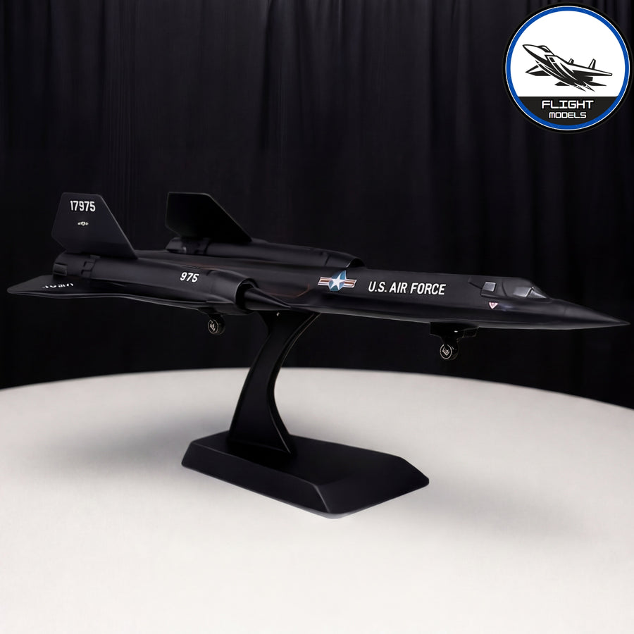 SR-71 Blackbird diecast military aircraft model collector replica