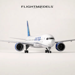 Boeing 777 United