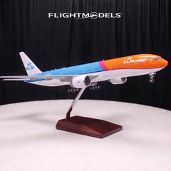 Boeing 777 KLM Orange Pride