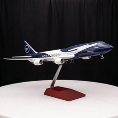 Boeing 747 Lufthansa 100 Years