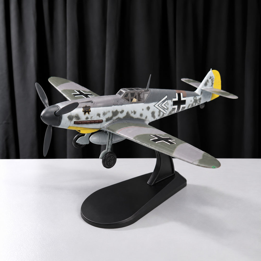 Messerschmitt Bf 109 F-4 WWII Fighter
