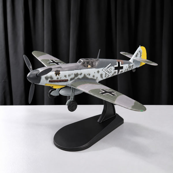 Messerschmitt Bf 109 F-4 WWII Fighter
